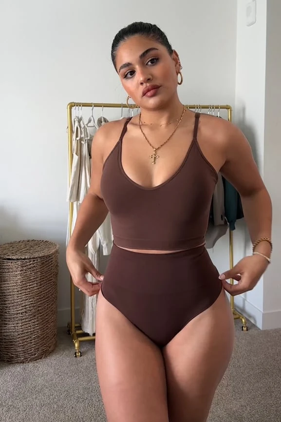 Nearly Naked Shaping Plunge Bra - Image 7