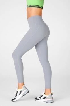 Define PowerHold® High-Waisted 7/8 Legging