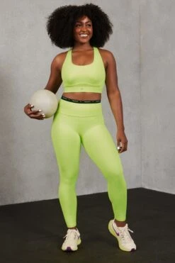 Effect 2-Piece Outfit