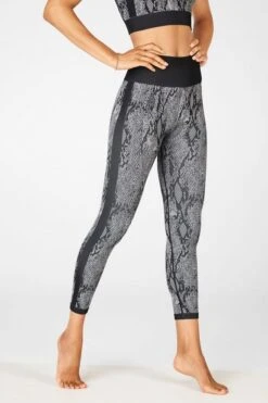 High-Waisted Seamless Snakeskin 7/8