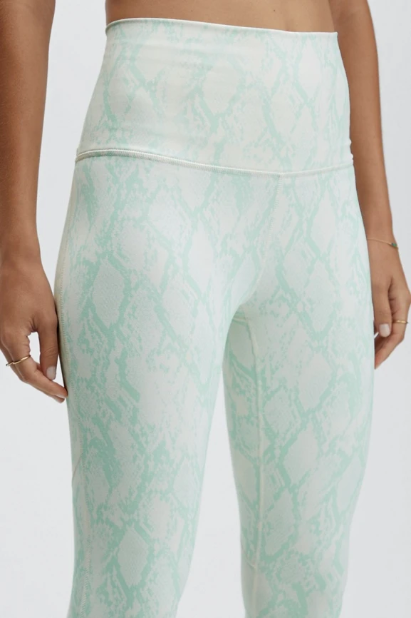 Define PowerHold® Ultra HW 7/8 Leggings - Image 2