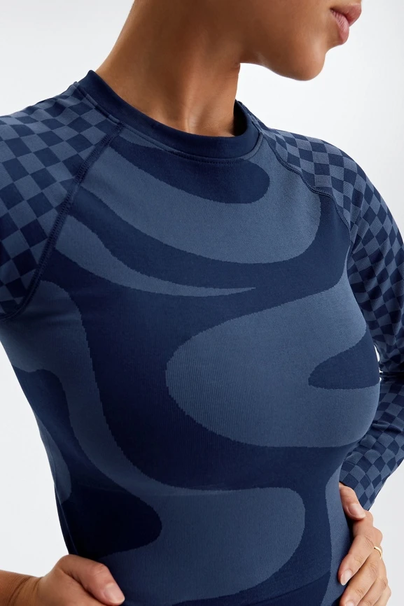 Jada Seamless Long-Sleeve Crop Top - Image 2