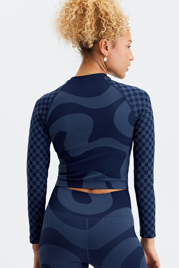 Jada Seamless Long-Sleeve Crop Top - Image 3
