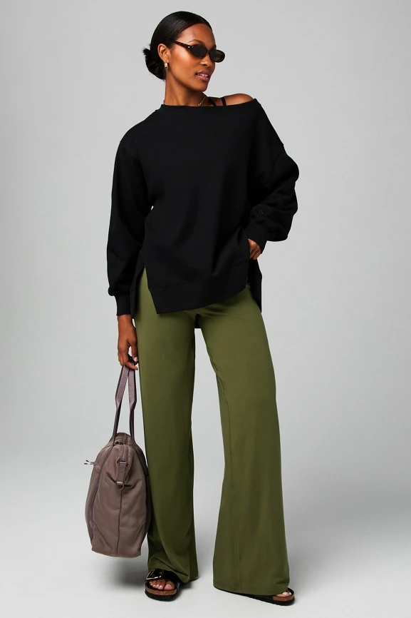 Cozy Fleece Oversized Sweatshirt - Image 3