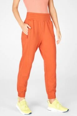 Linda High-Waisted Jogger