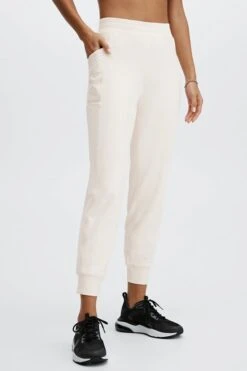 Therma-Flex High-Waisted Pocket Joggers