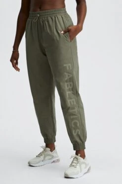 Kora Track Pant