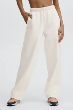 Go-To Wide Leg Sweatpant