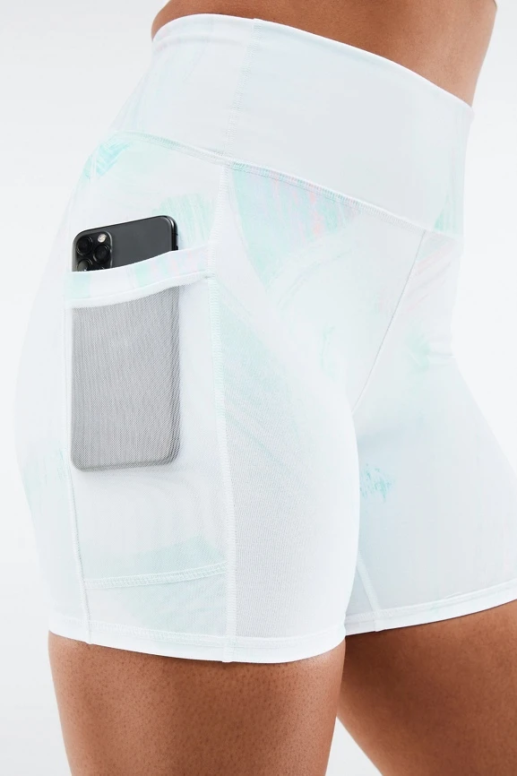 On-The-Go PowerHold® High-Waisted 6'' Shorts - Image 3