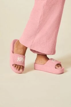 Pet Me Velcro Platform Slides